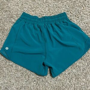 Lululemon Hotty Hot shorts